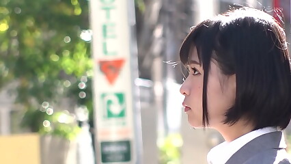 https://bit.ly/3nLSny7　ハメ撮り　Gカップ巨乳JKちゃんとハメ撮りセックス。18歳とは思えないぐらいエロいおっぱいの持ち主。制服を着たまま正常位やバック。バックで激しく揺れる巨乳がエロすぎる。